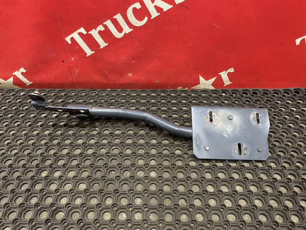 Кронштейн патрубка воздушного фильтра 2018г