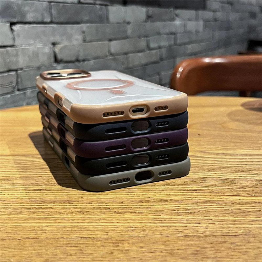 Накладка Berlia Magnetic с MagSafe iphone 16