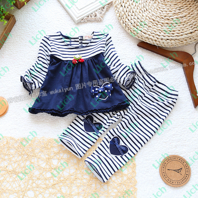 Костюм детский из кофточки с длинным рукавом и бридж в полоску