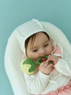 Головные уборы и аксессуары