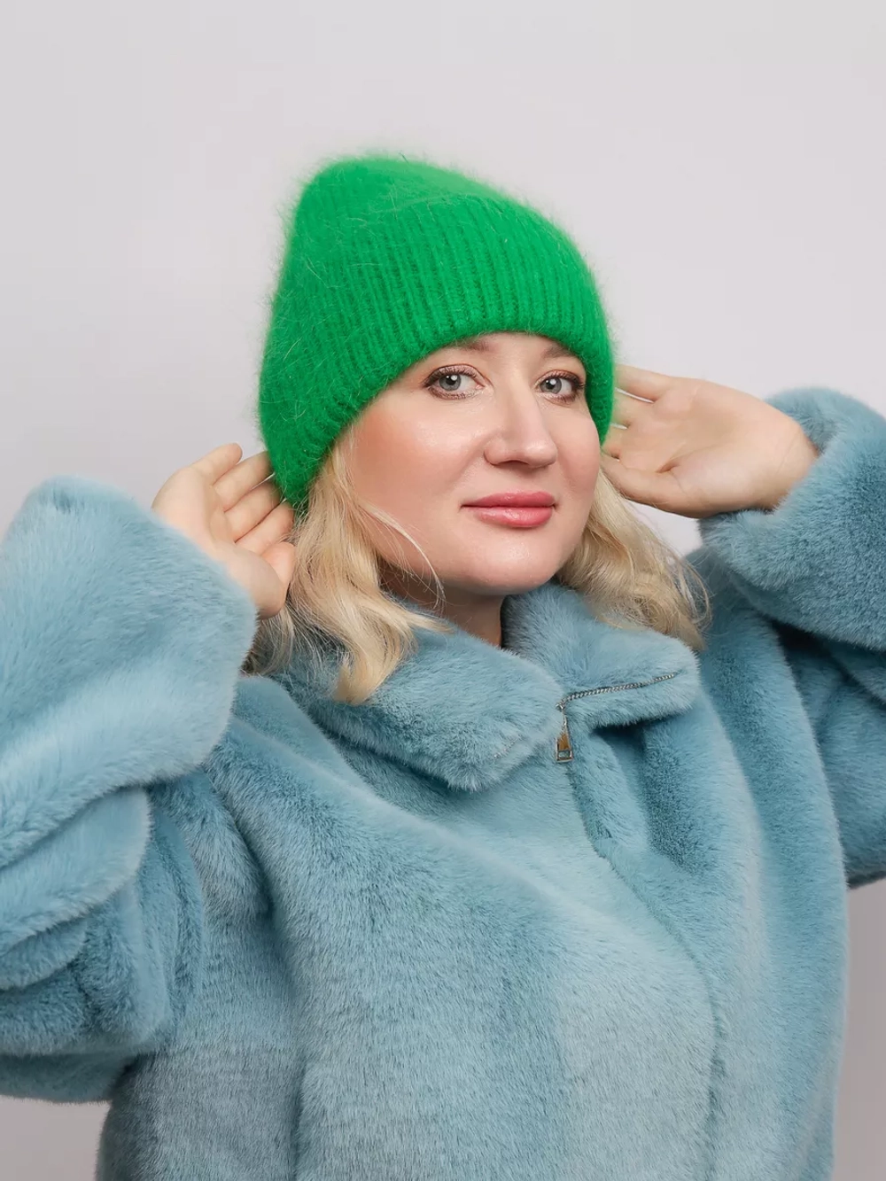 шапка вязаная бини ангора теплая демисезонная с отворотом