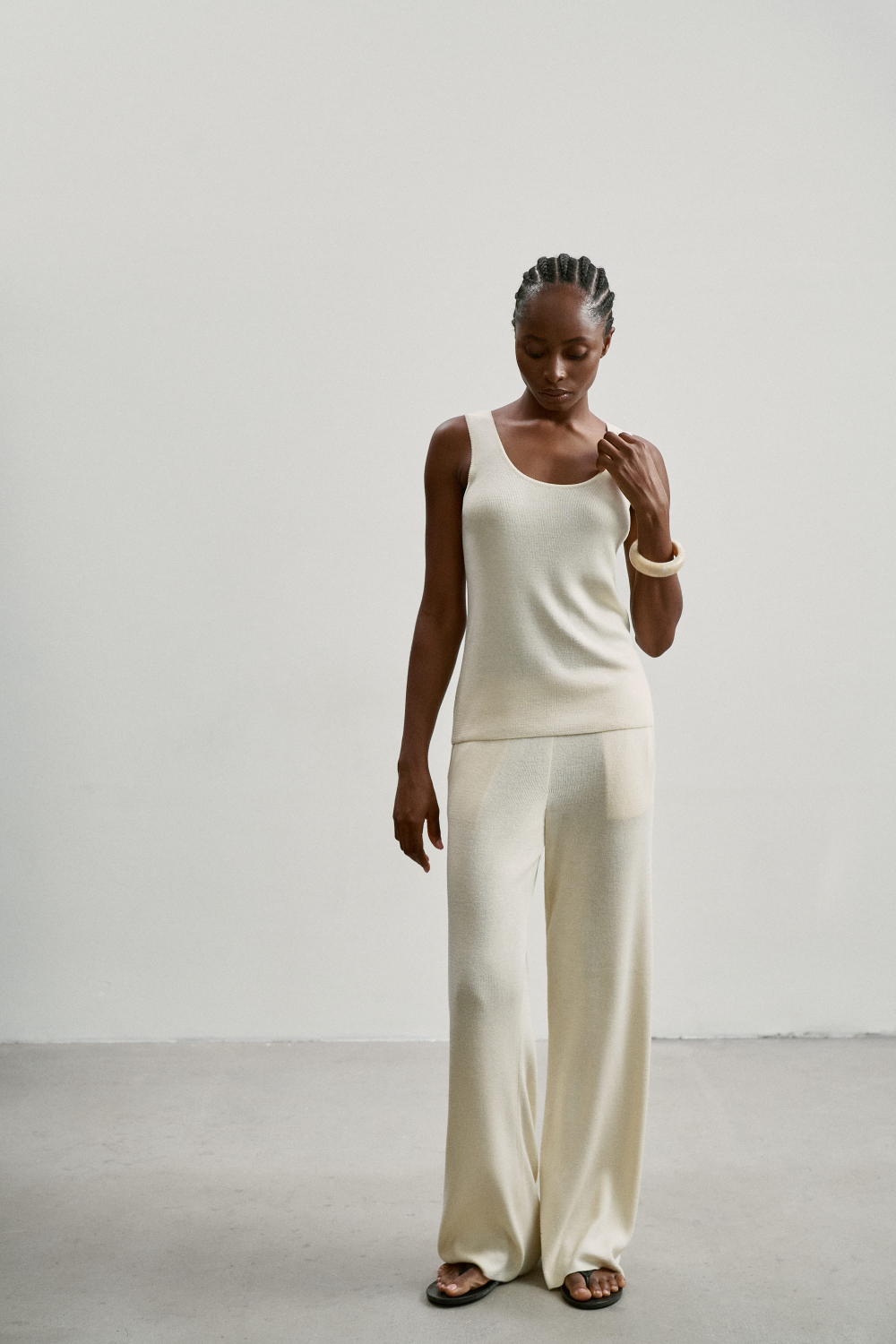 Топ ESSENTIAL, молочный