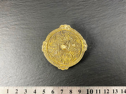 Фибула. Бирка 10 в. (круглая)