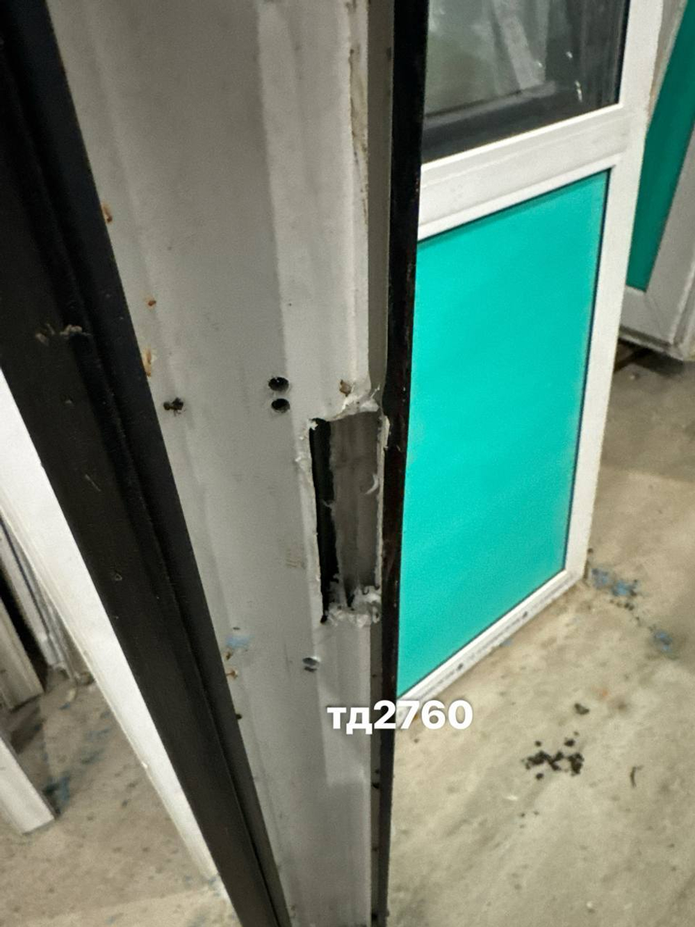 Дверь Пластиковая Б/У Входная 208(в) х 100(ш)