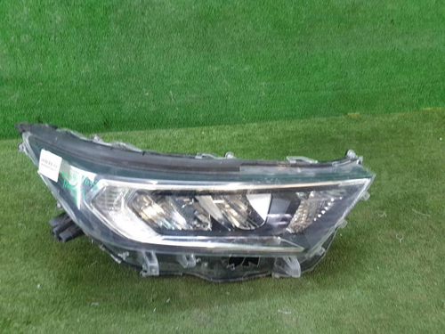 Битая Фара правая Toyota RAV4 5 XA50 (2018-н.в.) LED