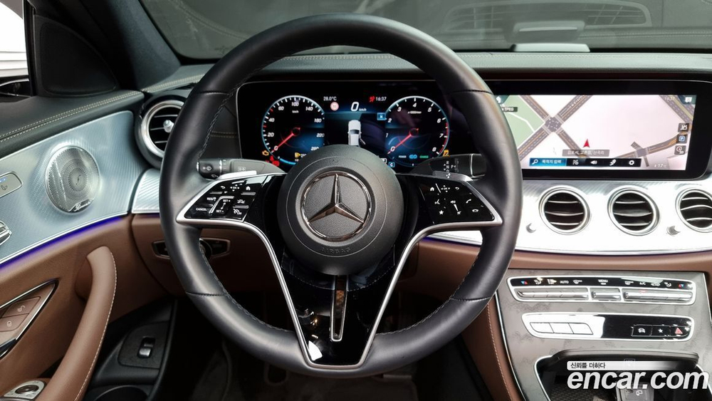 Mercedes-Benz E-Class W213 E350 4MATIC Avangarde (03.2021)