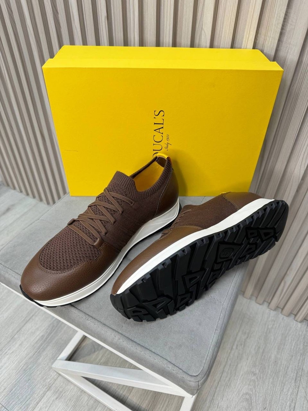 Кроссовки Doucals