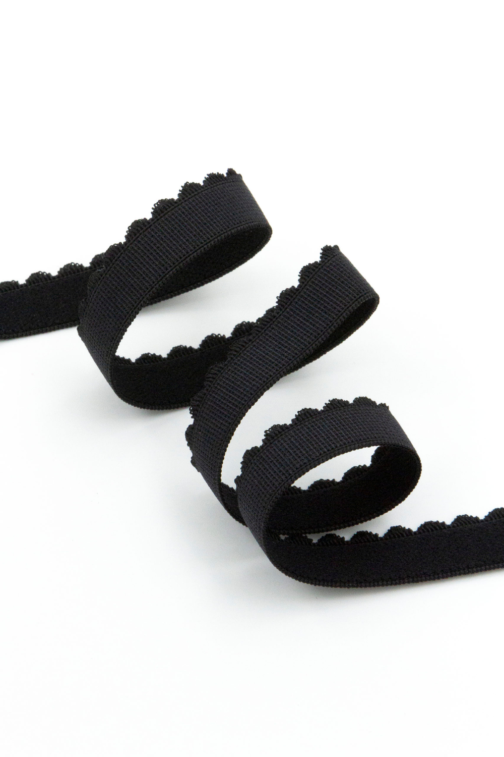 Резинка отделочная чёрная ажурная широкая 15 мм Lauma (Латвия)