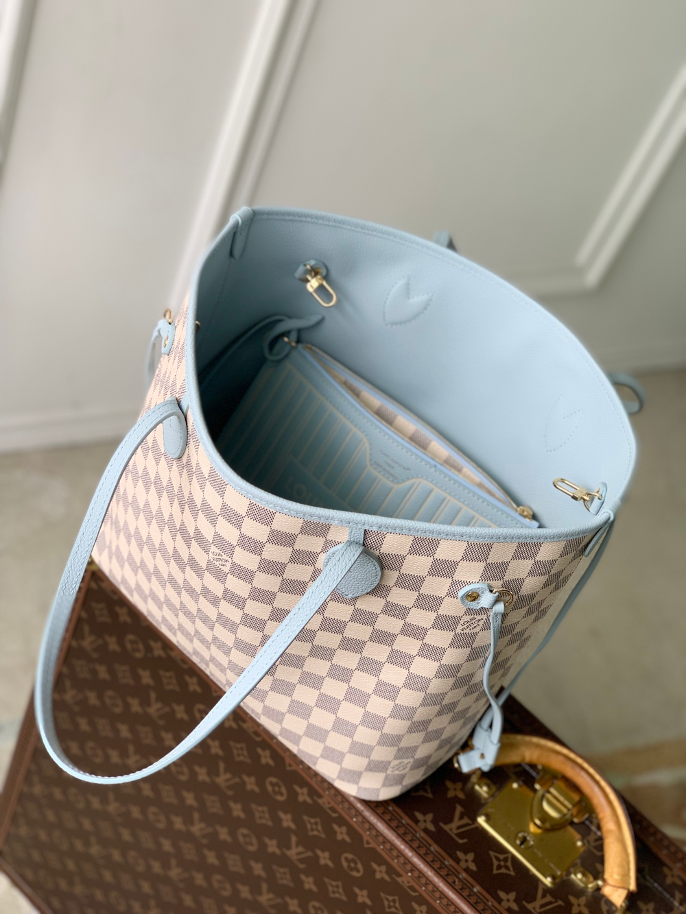 Louis Vuitton Neverfull Inside Out MM