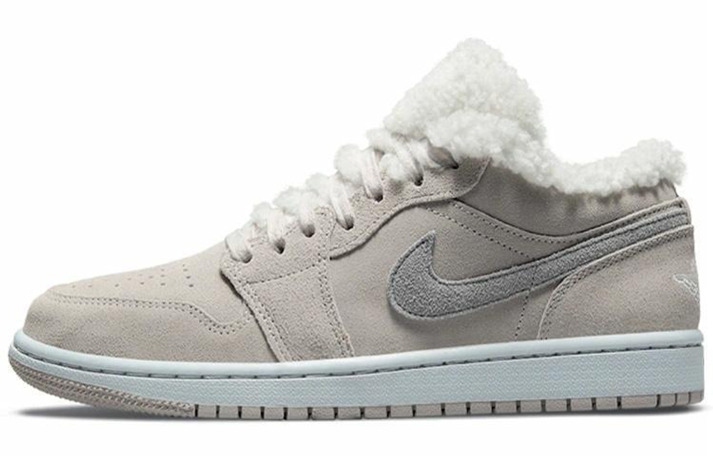 Кроссовки Jordan Air Jordan 1 Low "Sherpa Fleece" (Женская размерная сетка)