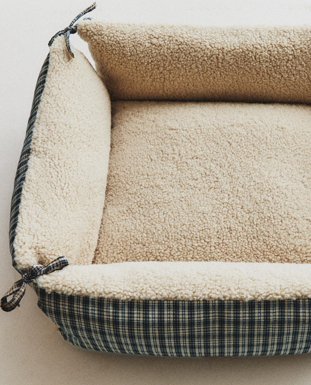 Лежак для животных Zara Home, в клетку гингем, 17 40 45 см