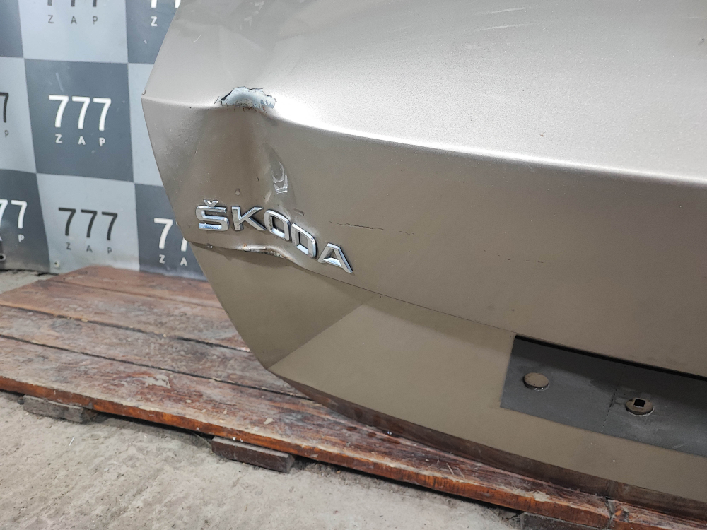 Крышка багажника Skoda Rapid 1 12-20 Б/У Оригинал 5JA827023A