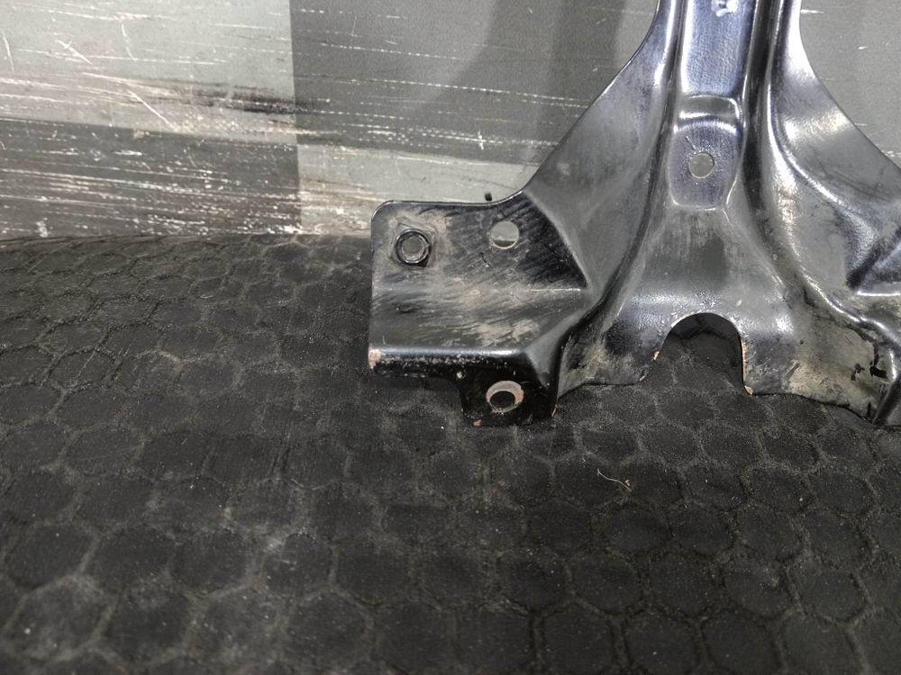 Кронштейн замка капота Haval Jolion 21-нв Б/У Оригинал 8402100XGW02A