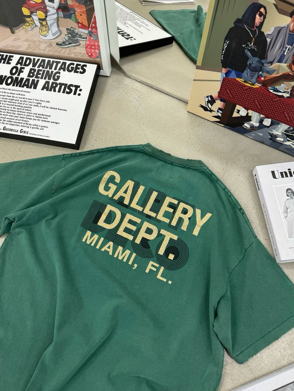 Футболка Gallery Dept