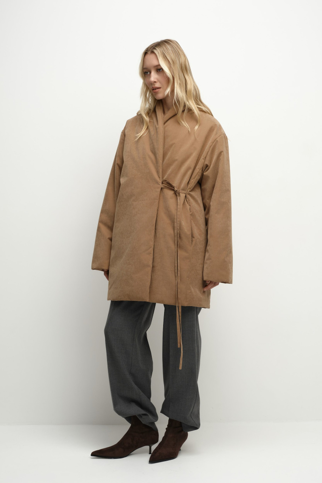 Куртка с шалевым воротником укороченная