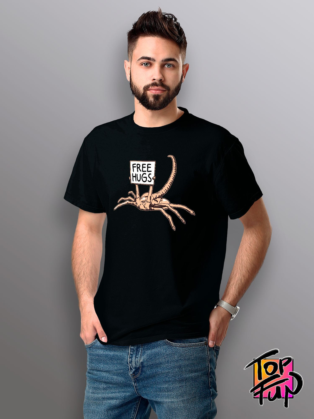 Футболка с принтом Free hugs alien