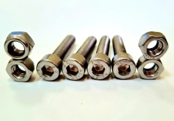 Комплект нержавеющего крепежа для насоса