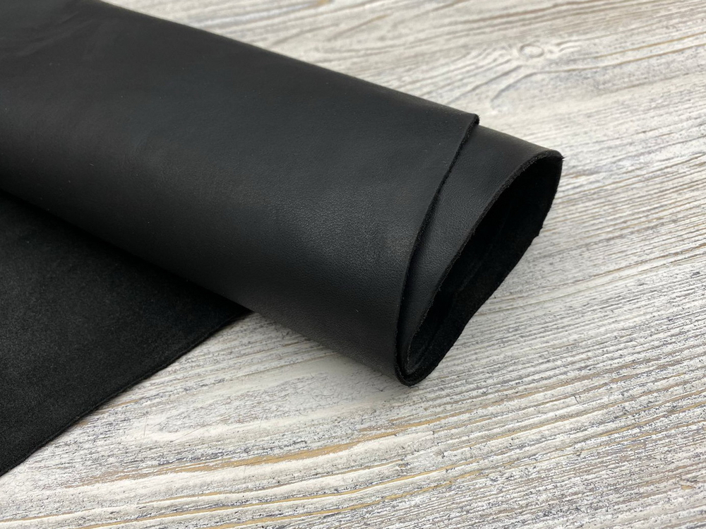 Turino Wax Nero (0,8-1,0 мм), цв. Черный, натуральная кожа