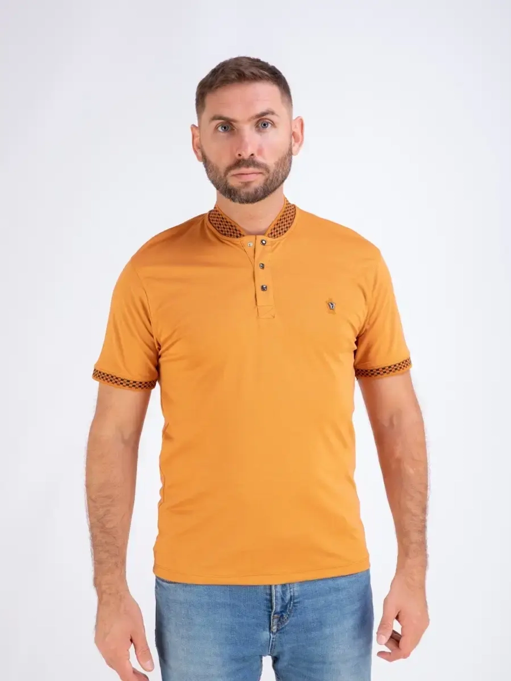 Футболка мужская однотонная базовая