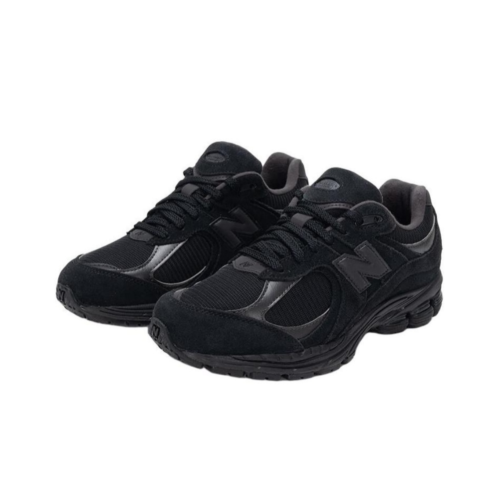 Кроссовки New Balance 2002R 'Triple Black Suede' U2002RBL