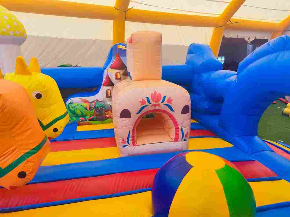 Коммерческий надувной батут «Просто сказка», 10x6x6 м