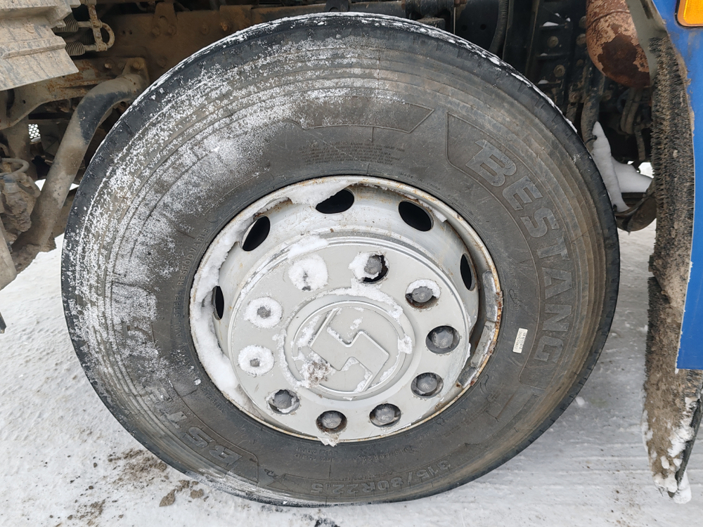 Shacman (Shaanxi) SX* 6x4 Седельный тягач SX42584V324 (Дизельный, 11,6 л, 423 л.с., МТ)