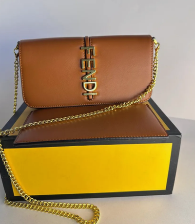 Сумка FENDI стильная