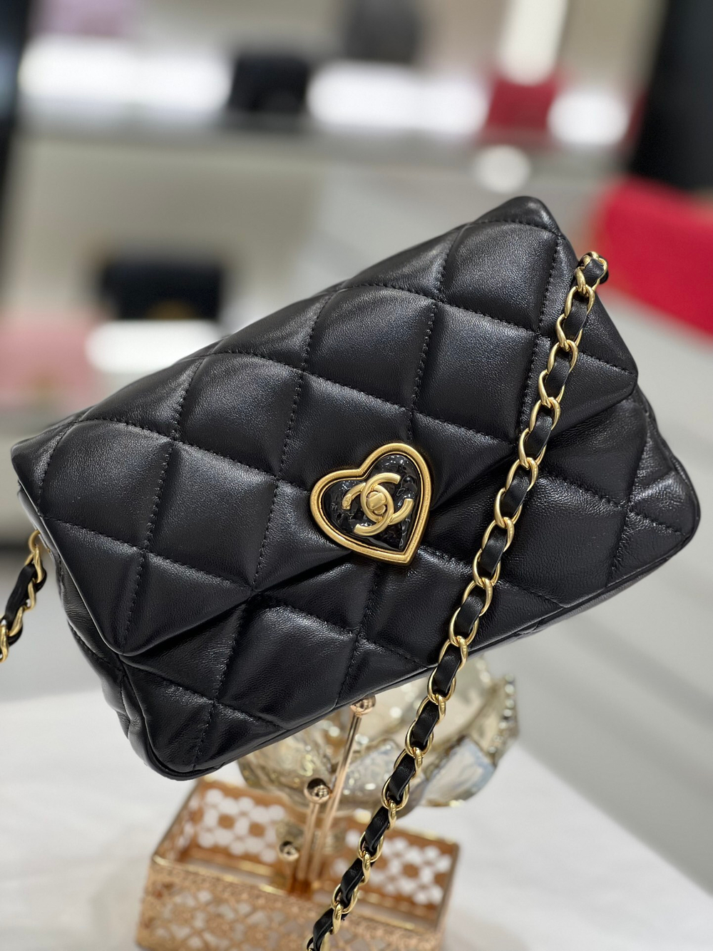 Chane1 Flap Bag 21 cm