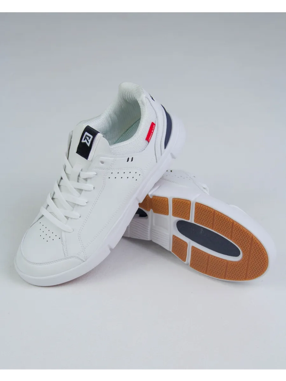 Кеды с подошвой Michelin