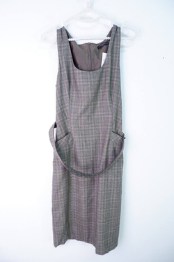 Платье Vassa&Co шерстяное, маркировка 164-84-88, визуально 42 размер