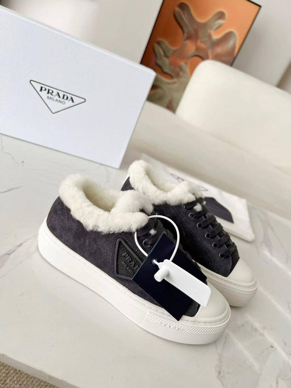 Кроссовки Prada