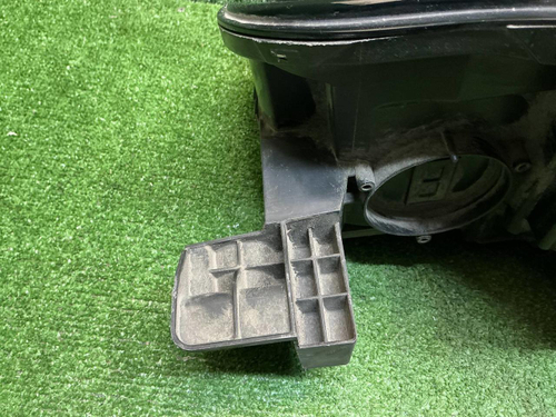 Фара правая Hongqi E-HS9 (2020-н.в.) LED