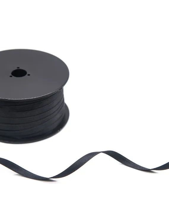 Лента атласная, 6 мм, черный 170