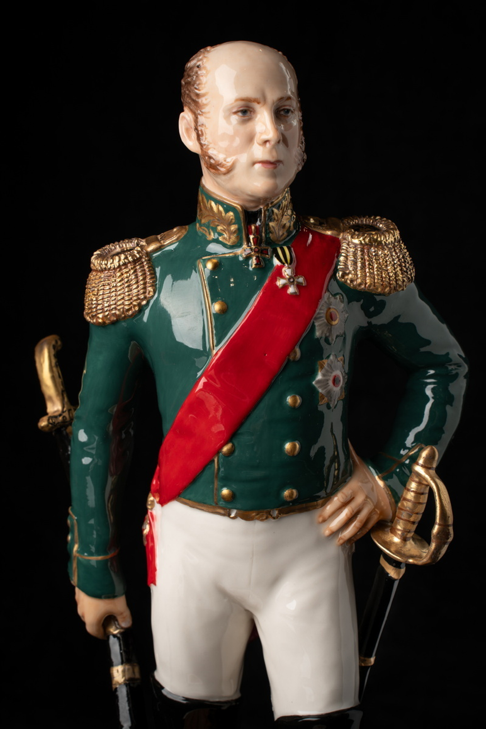 Статуэтка. Фарфор. Солдат. Сенявин Дмитрий Николаевич - Русский флотоводец. Россия