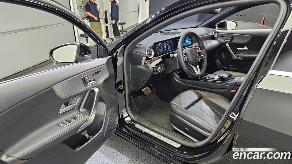 Mercedes-Benz A-Class W177 A220 Hatchback (02.2022)