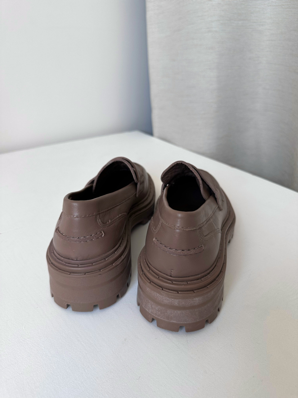 Новые кожаные лоферы Massimo Dutti, 37