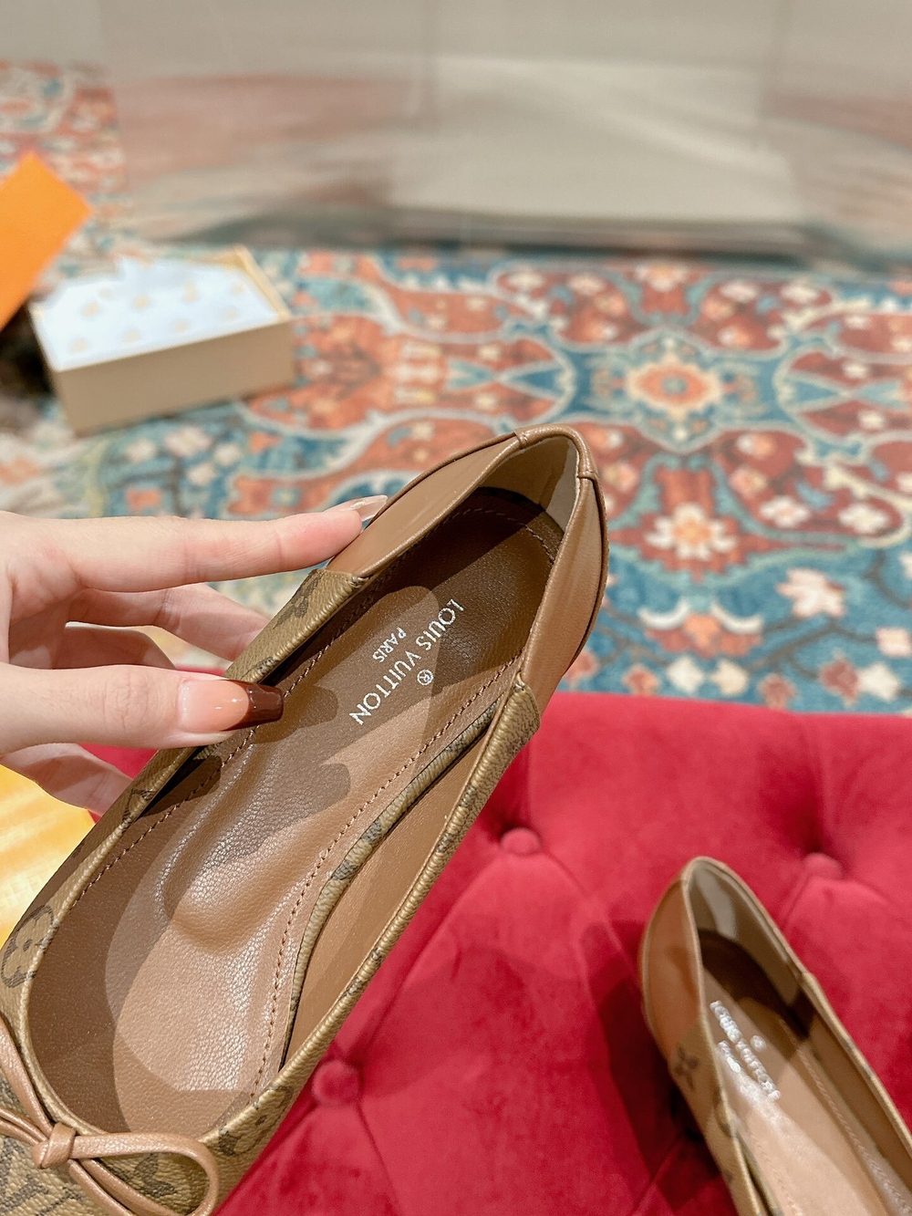 Louis Vuitton Flats (6 colors)
