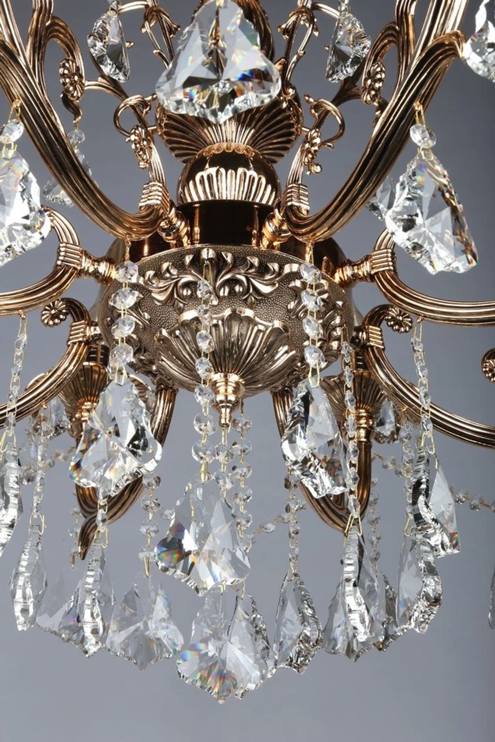 Подвесная люстра Omnilux GROSSETO OML-77723-08