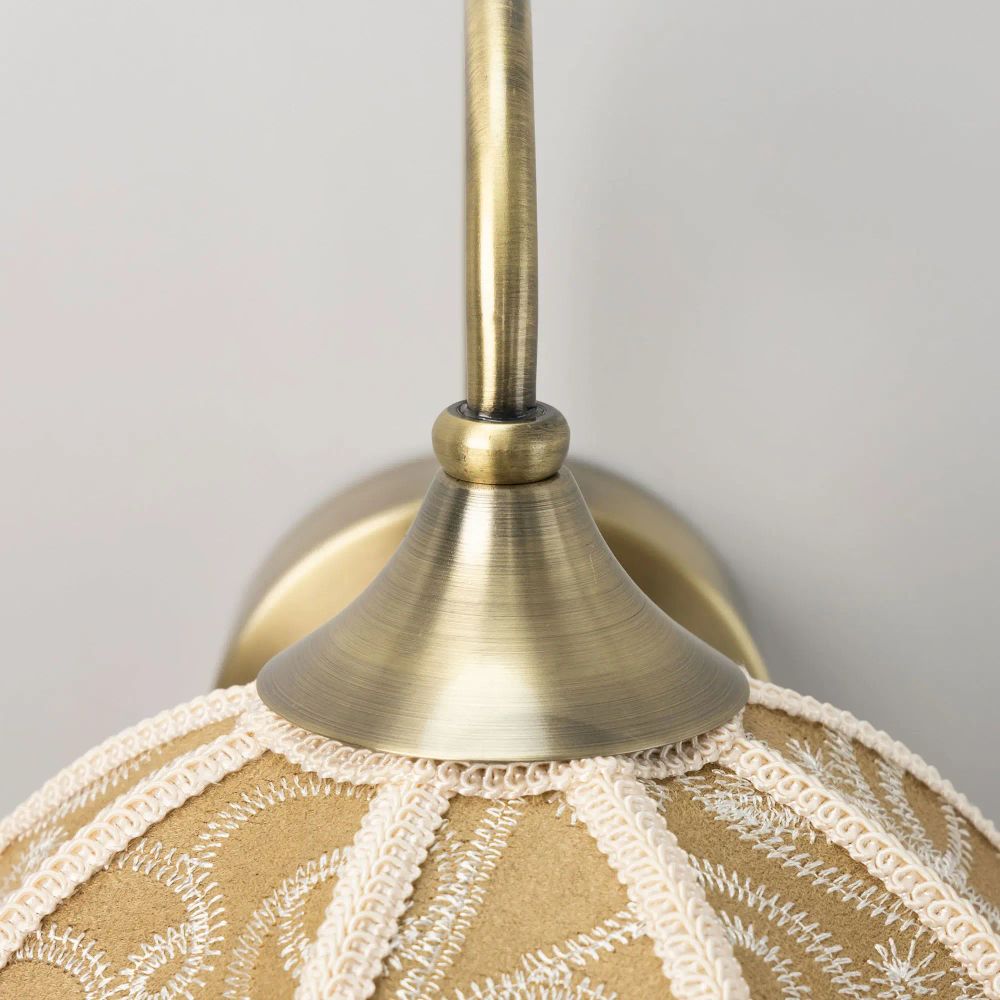 Citilux Базель CL407315 Бра с абажуром Вышивка и выключателем