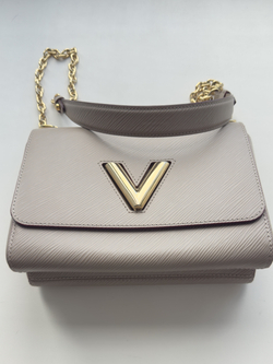 Сумка Louis Vuitton Twist MM