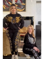Костюм
