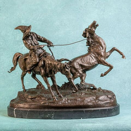 Винтаж: Бронзовая скульптура «Ловля дикой лошади»