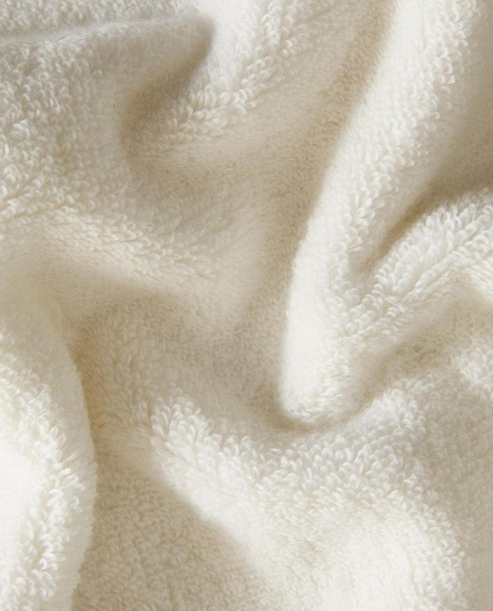 ZARA HOME БАННОЕ ПОЛОТЕНЦЕ С ВОЛНИСТЫМ КРАЕМ, ЗЕЛЕНЫЙ