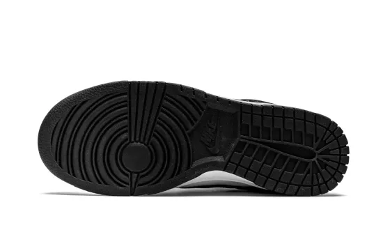 Кроссовки Nike SB Dunk Low "Panda - Black/White"
