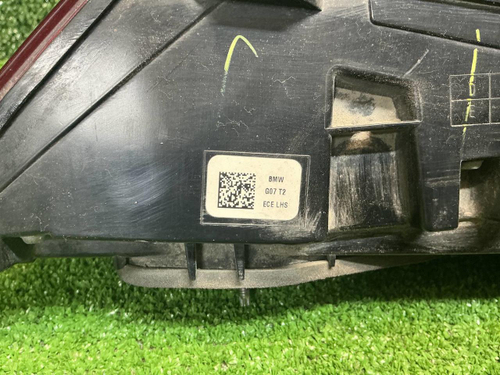 Фонарь левый внутренний BMW X7 G07 (2019-2022)