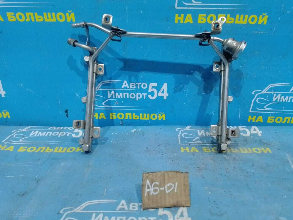 Топливная рейка AUDI A6 1999