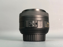 Nikon 35mm f/1.8G AF-S DX Nikkor