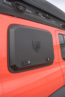 Ящик — органайзер правый TANK 300