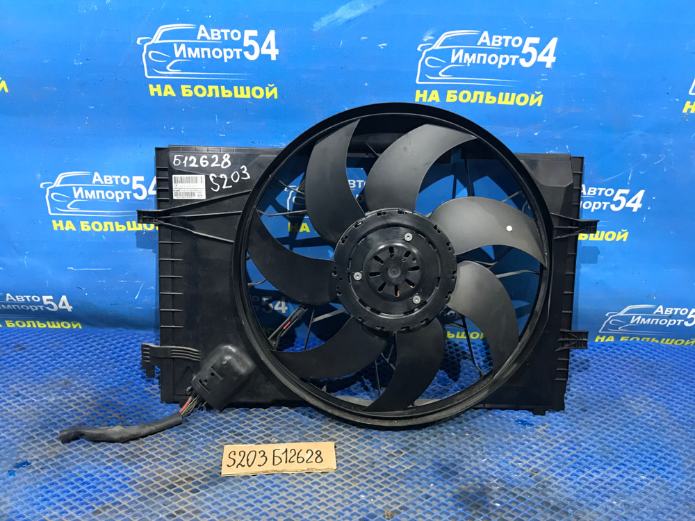 Диффузор радиатора двигателя MERCEDES BENZ C-CLASS 2004-2007