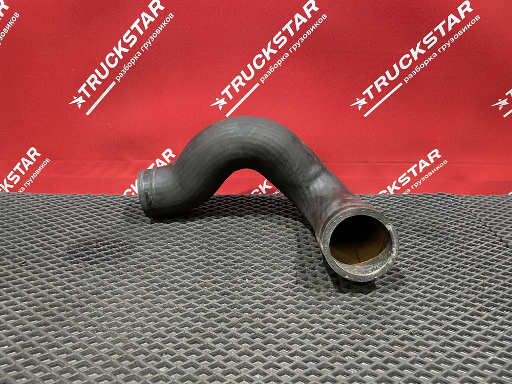 Патрубок радиатора